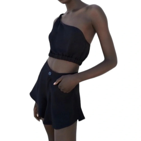 Zara Tops - ZARA NWT Black Twisted One Shoulder Crop Top Elastic Band Hem Lined Summer L